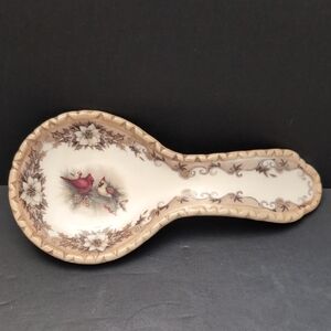 Cracker Barrel Woodland Cardinal Stoneware Spoon Rest.